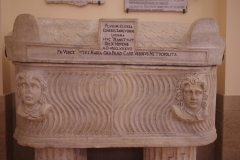 Sarcophagus displayed inside Cattedrale Metropolitana di Santa Maria de Episcopio.