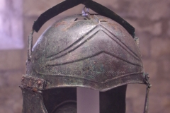 Bronze Samnite helmet from grave 2 at Grotte di Caggiano. Dated to the late 4th or early 3rd century BCE. Museo Archeologico Nazionale Mario Torelli.